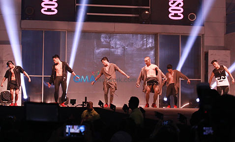 Blistering Paradise: The Cosmo Bachelor Bash 2014