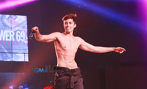 Blistering Paradise: The Cosmo Bachelor Bash 2014