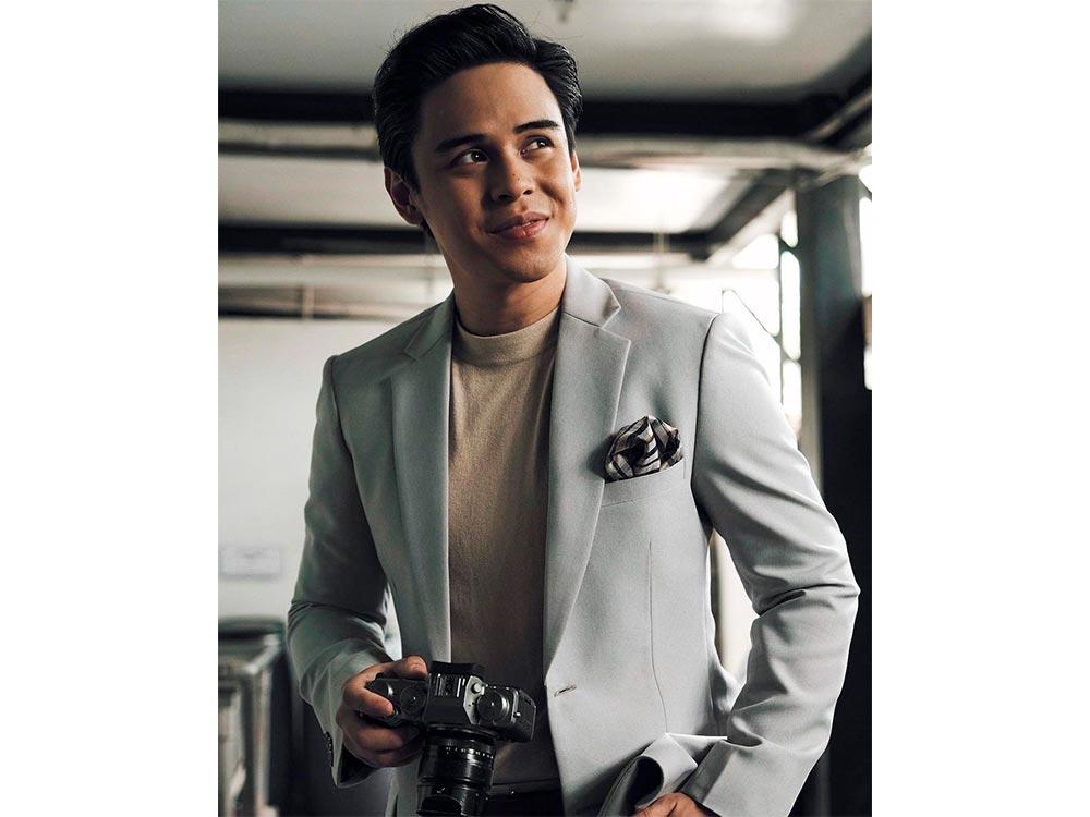 Art through the camera