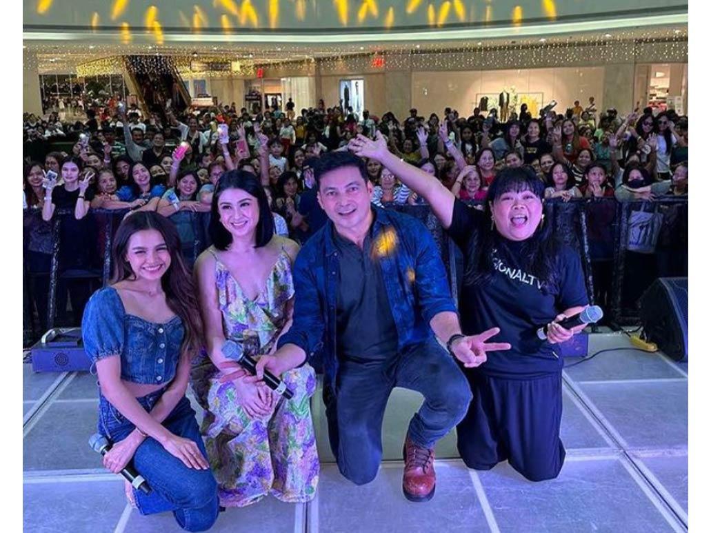 Masayang Kapuso Mallshow