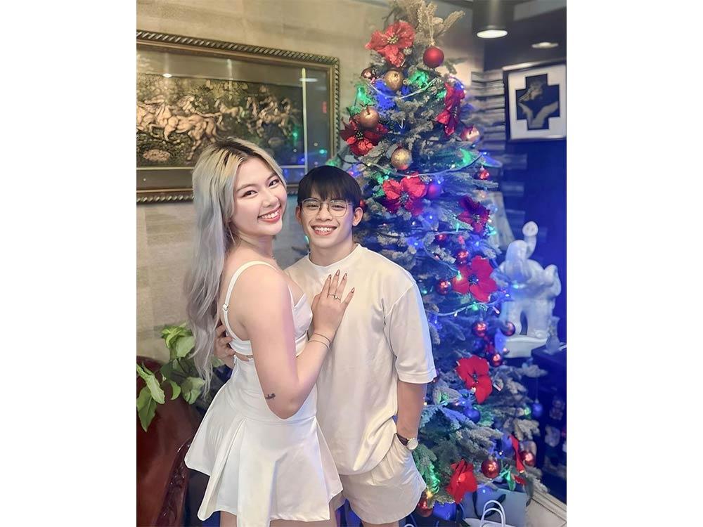 Carlos Yulo and Chloe San Jose 