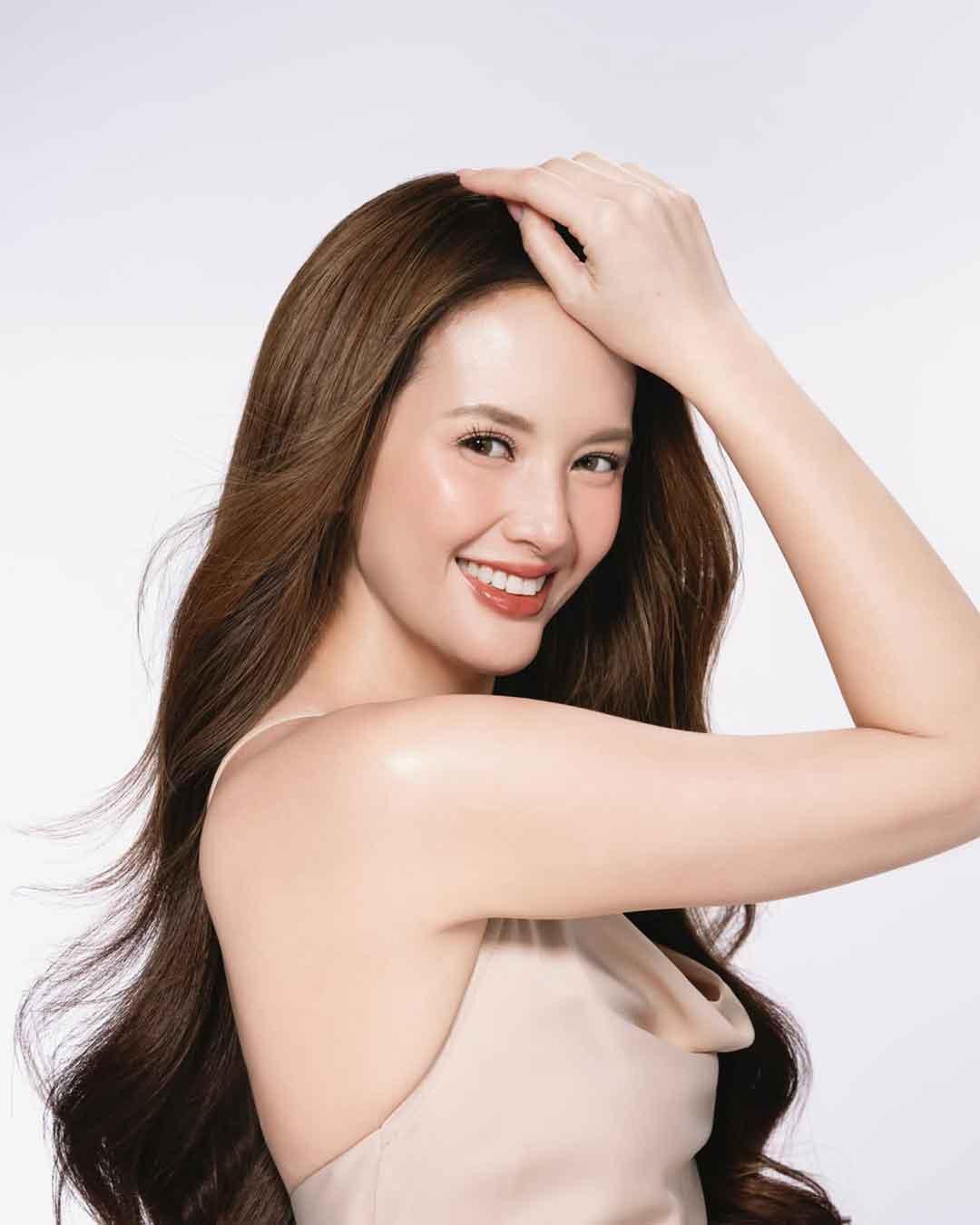Ellen Adarna