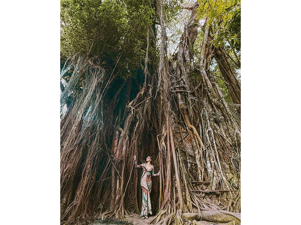 Anne Curtis in Siquijor