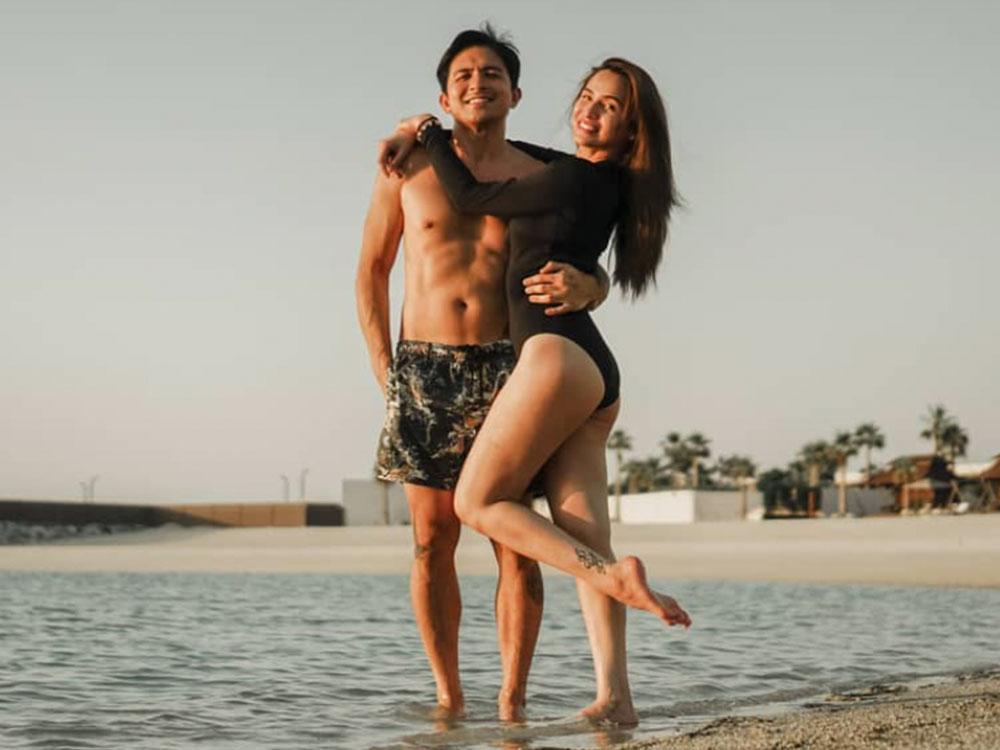 Dennis Trillo and Jennylyn Mercado