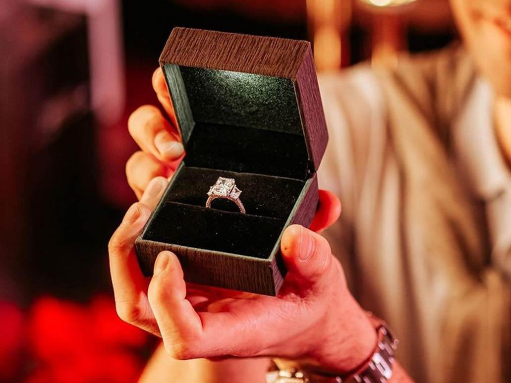 A glimpse of the ring