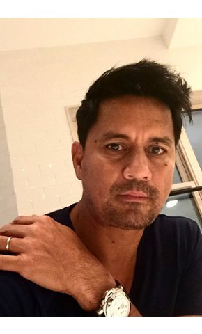 Richard Gomez