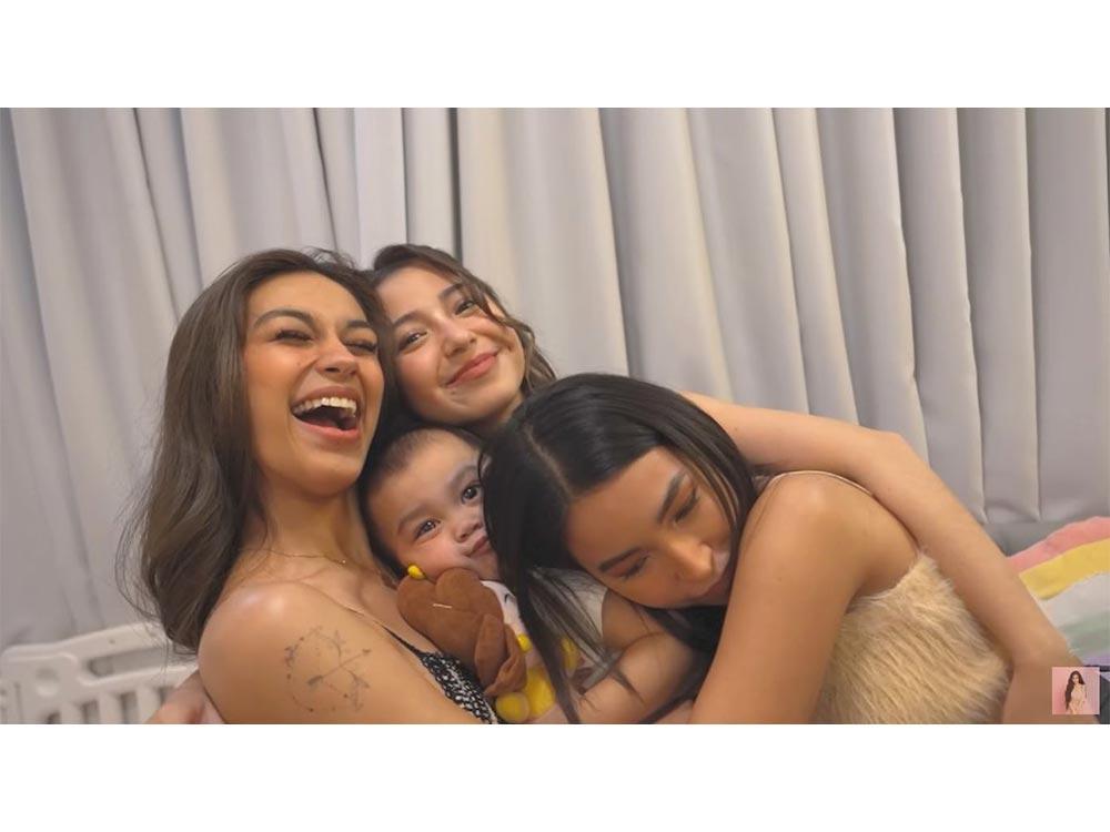 Zebbiana with Ninang Jelai Andres and Ninang Donnalyn Bartolome