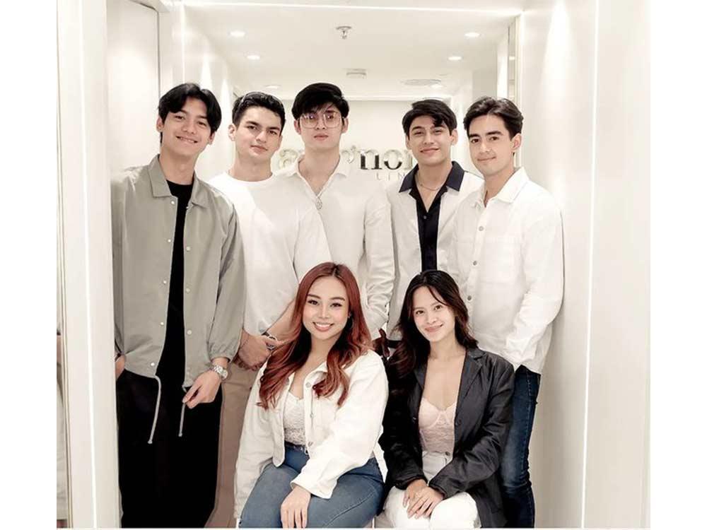 Sparkle boys and girls