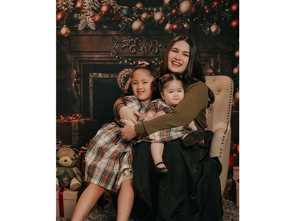 Pauleen Luna with her kids