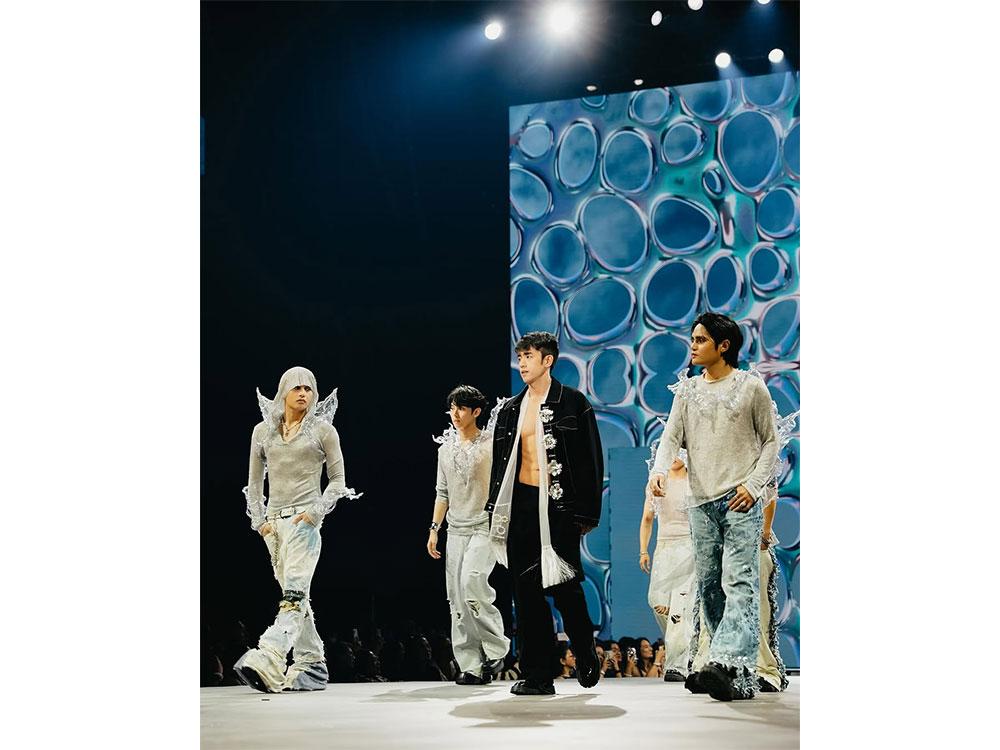 David Licauco with P-pop Kings SB19