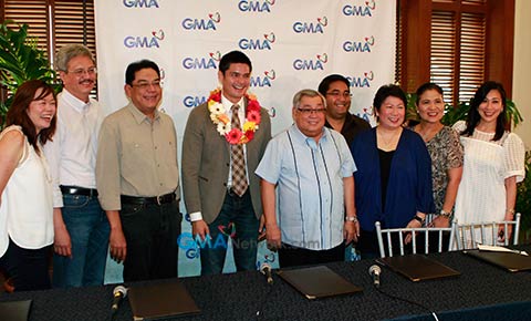 Dingdong Dantes renews contract with the Kapuso Network
