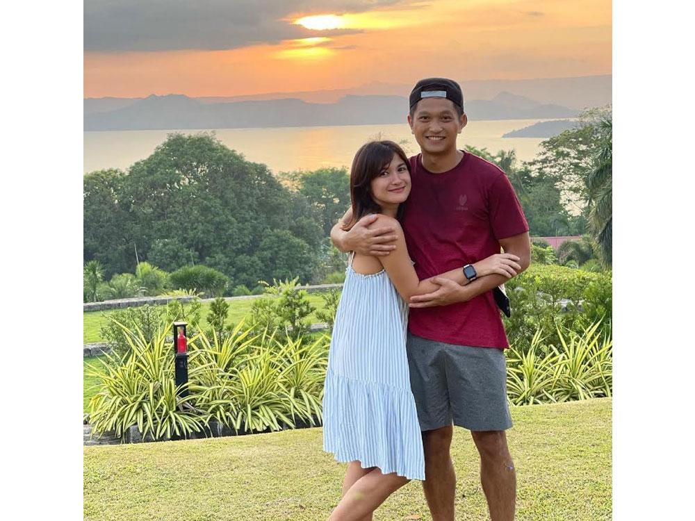 Camille Prats and family in their Batangas resort
