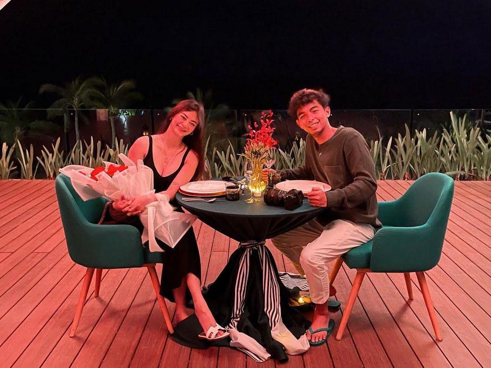 Photos and screenshots