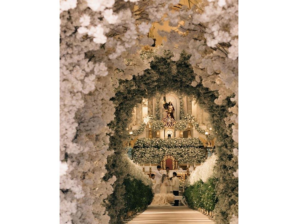 Angeline Quinto and Nonrev Daquina