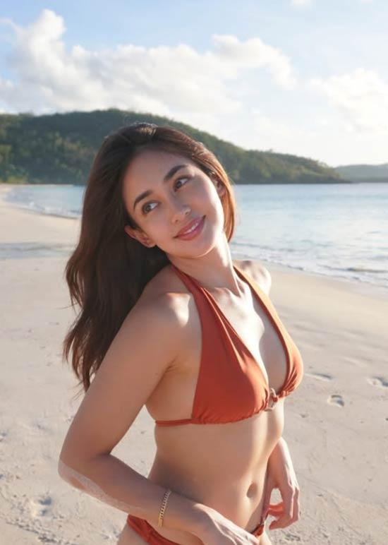 Beach baby