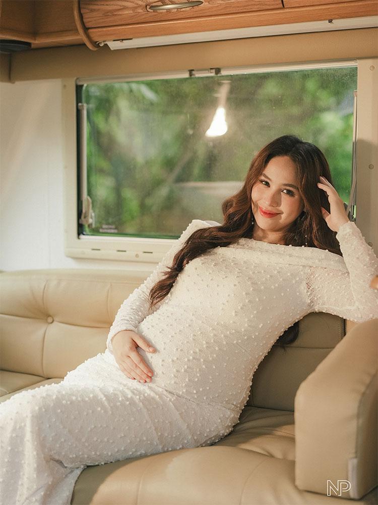 Maternity shoot