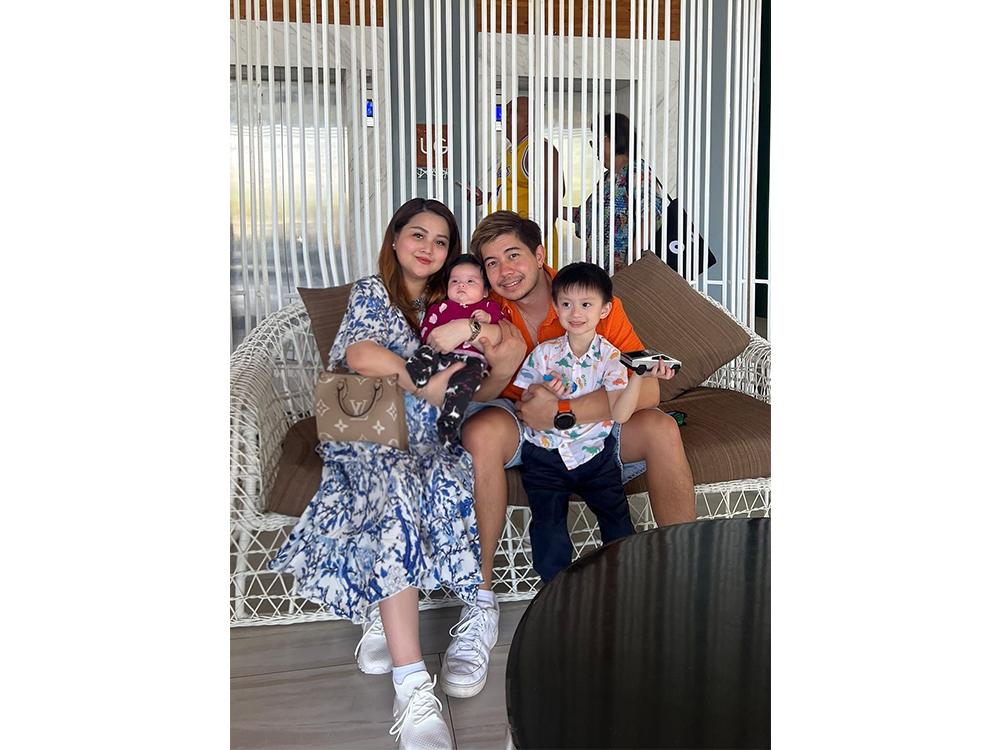 Rodjun Cruz and Dianne Medina