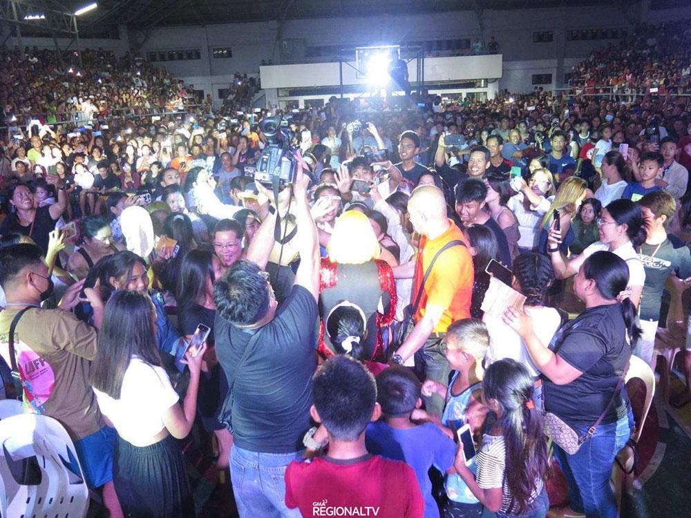 Meeting with the fans