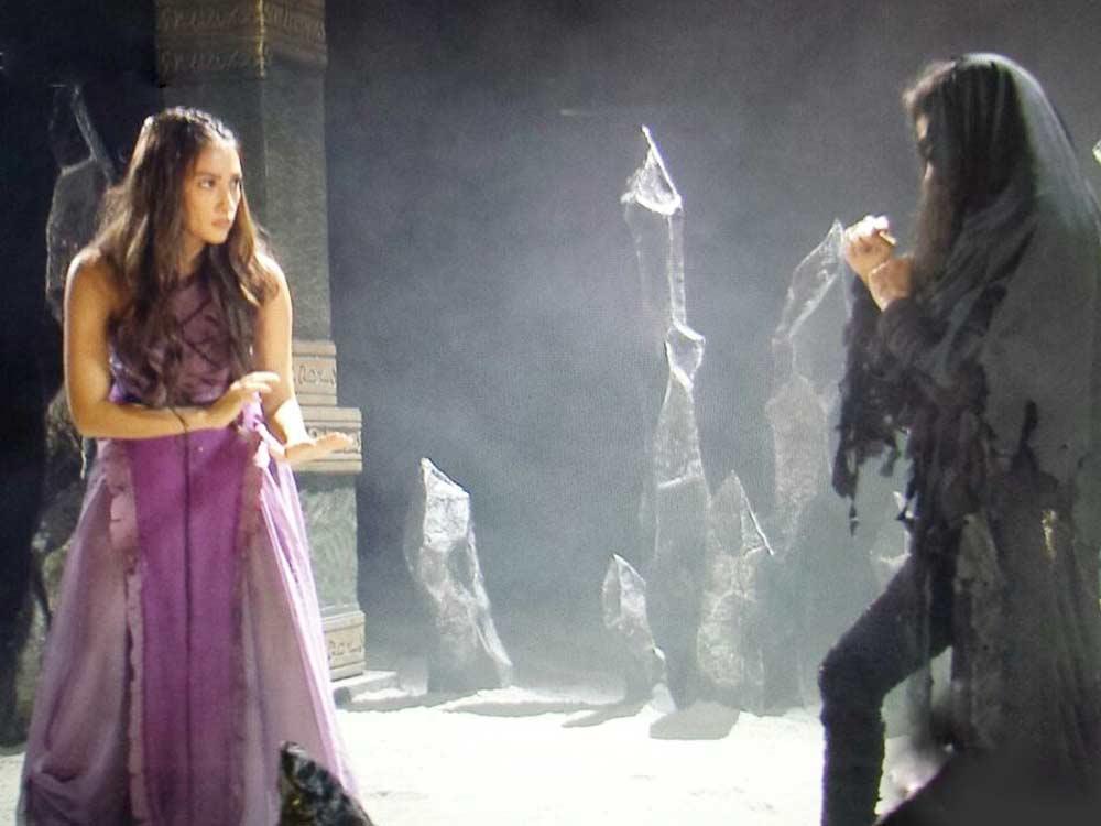 Cassiopea versus Avria