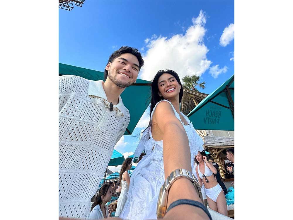 Faith Da Silva and Silas