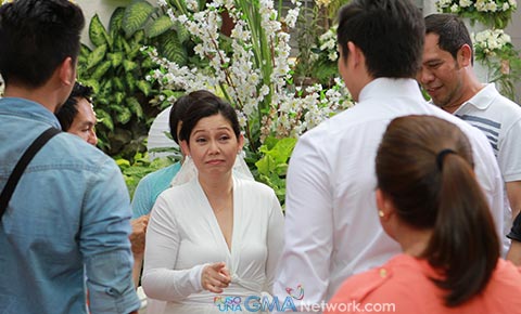 First Look: 'Ang Dalawang Mrs. Real'