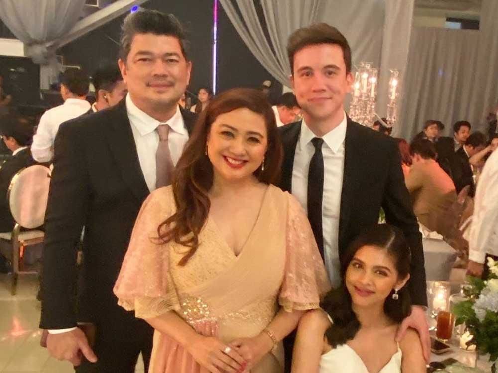 Maine Mendoza and Arjo Atayde