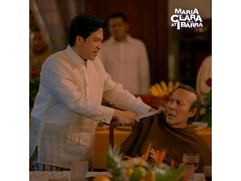 Ibarra almost kills Padre Damaso