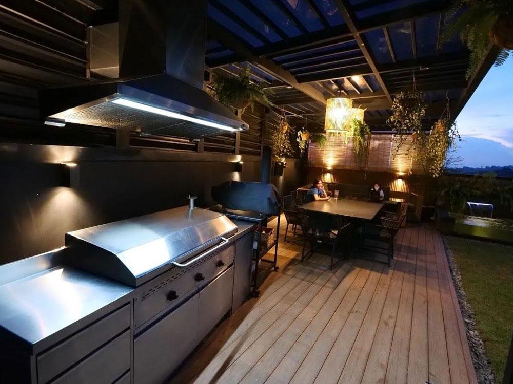 LOOK Doug Kramer shares their newly improved mountaintop house! GMA