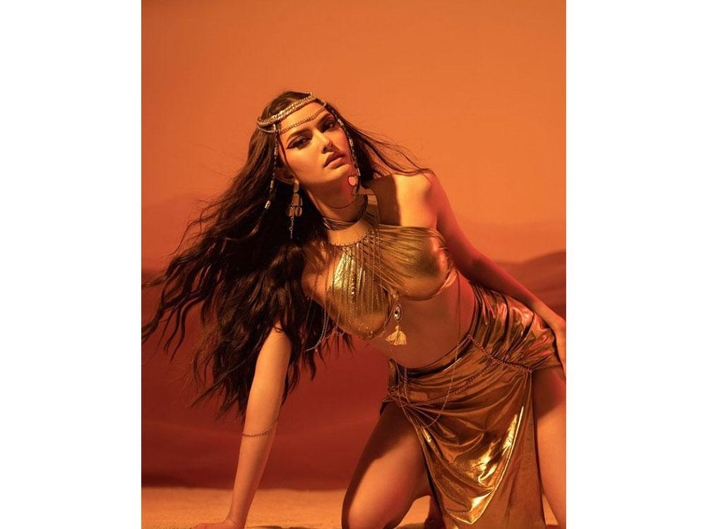 Sizzling and shining