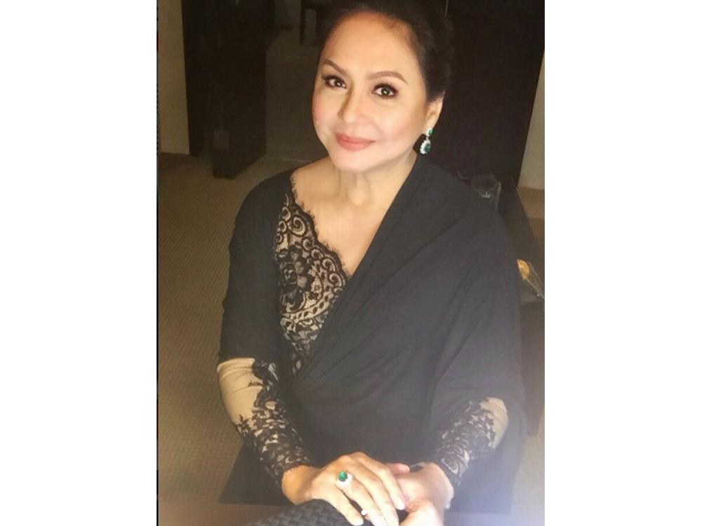 Charo Santos