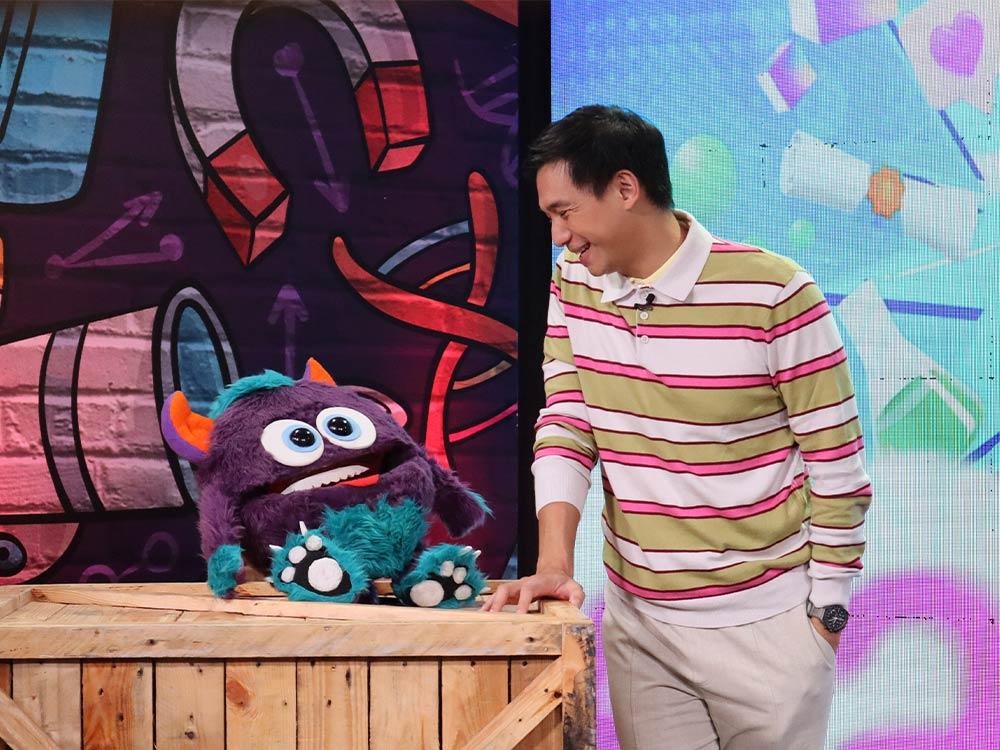 Kuya Chris and MikMik bonding time