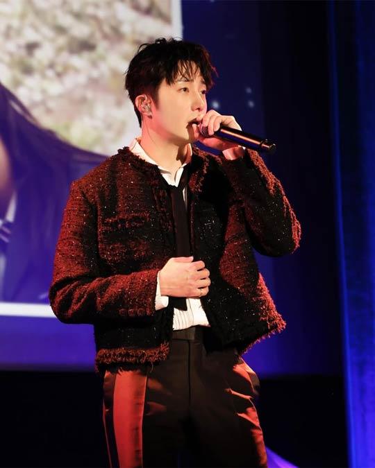 Singer