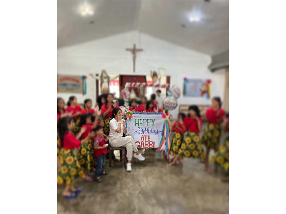 Gabbi with the kids