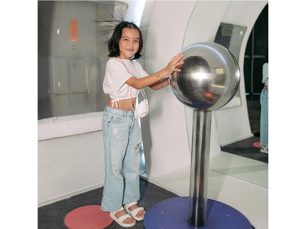 Van de Graaff generator
