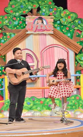 Ryzza and Aiza jamming