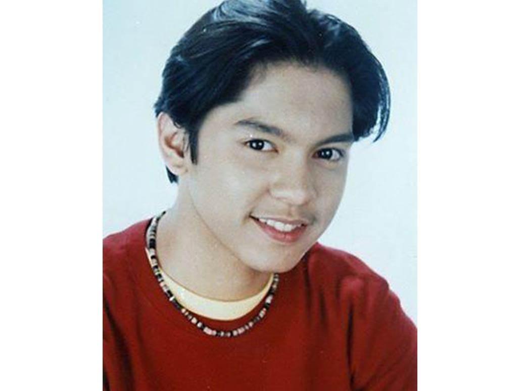 Carlo Aquino