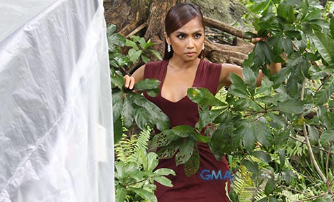 Humans and Awoks on the set of 