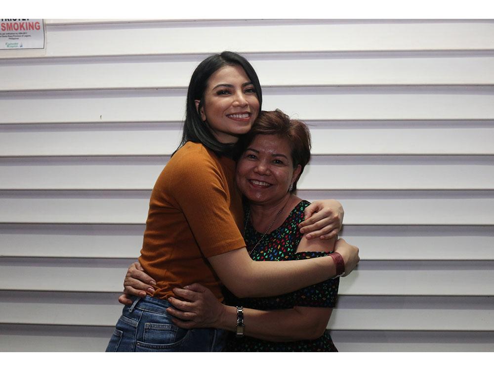 Glaiza de Castro and Cristy Galura