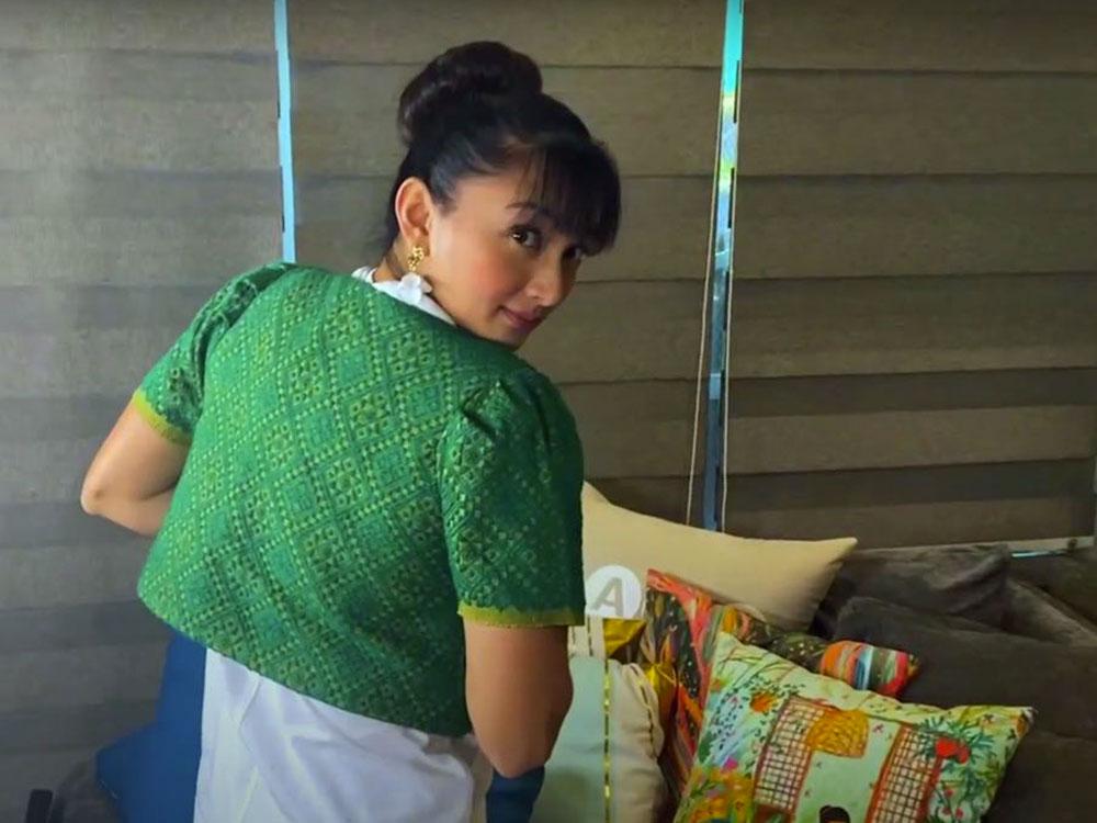 Iya wearing an Inabel bolero