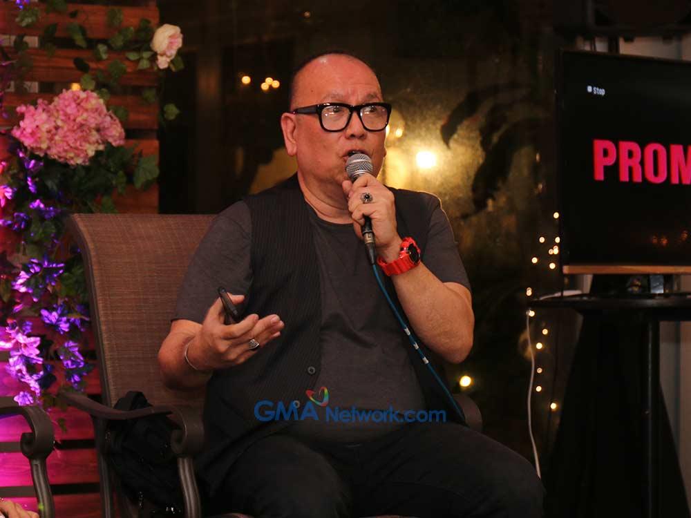 Direk Jose Javier Reyes