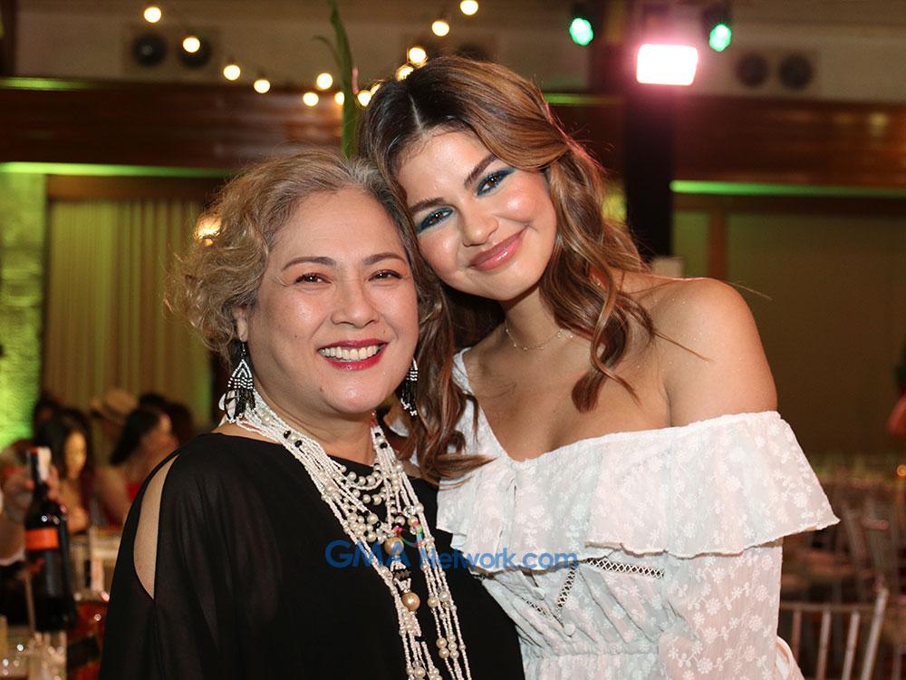 Gina Alajar and Janine Gutierrez