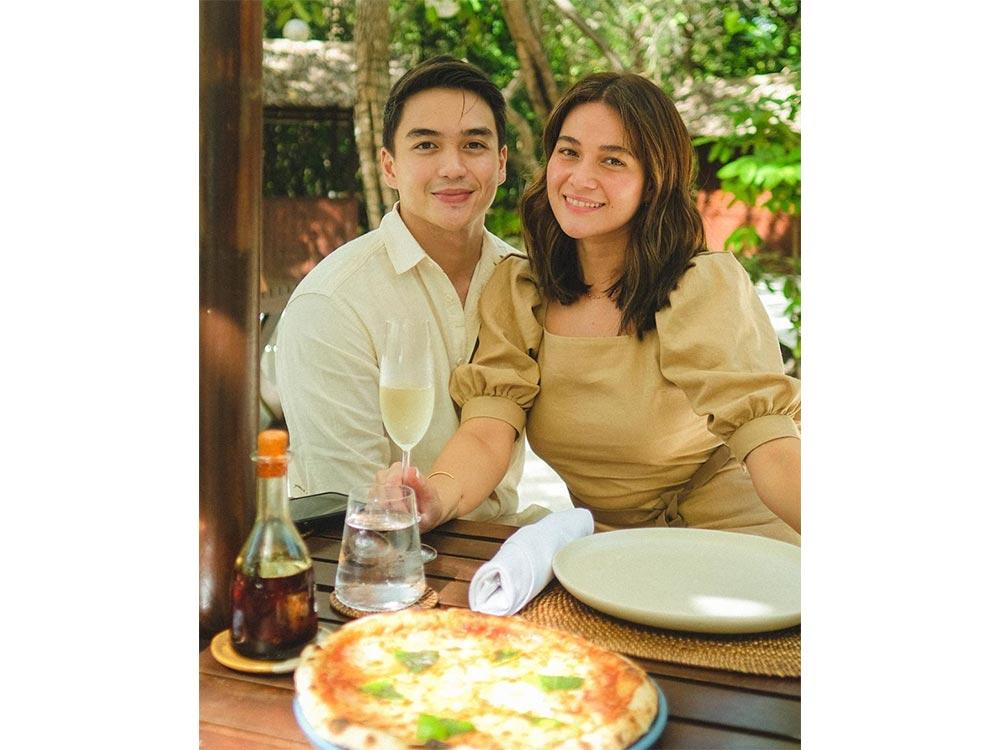 Bea Alonzo and Dominic Roque are now engaged! | GMA Entertainment