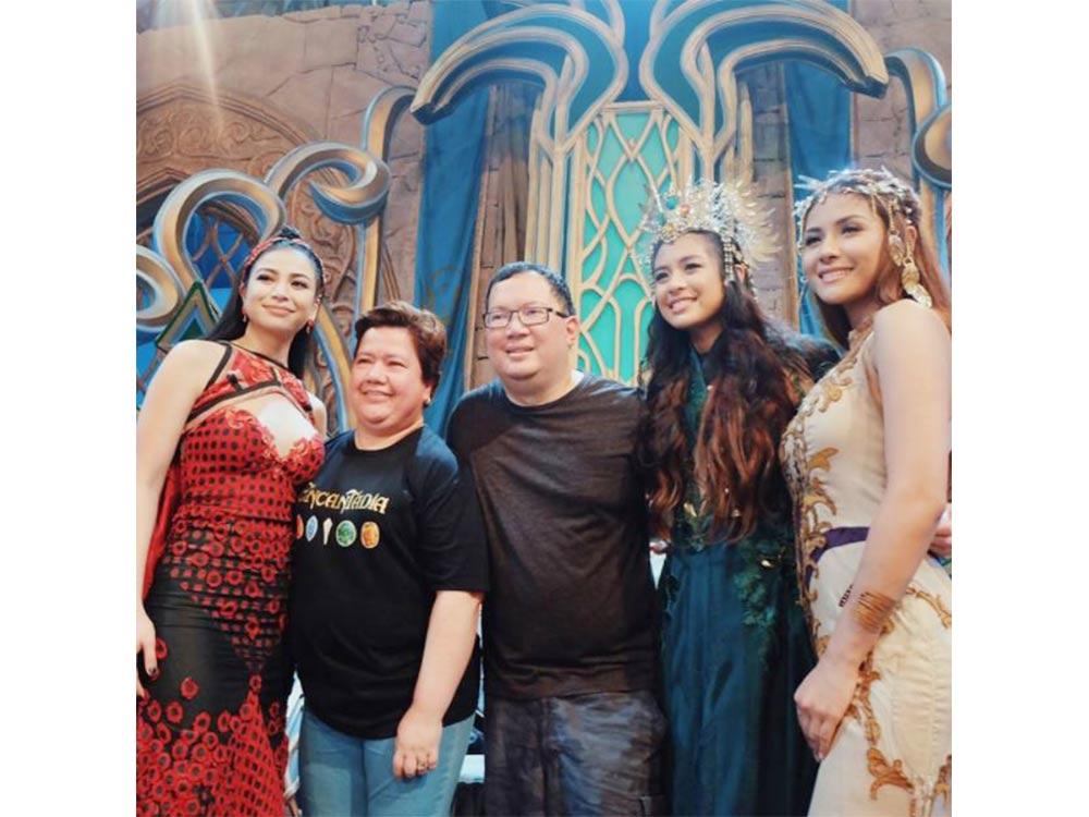 'Encantadia' team