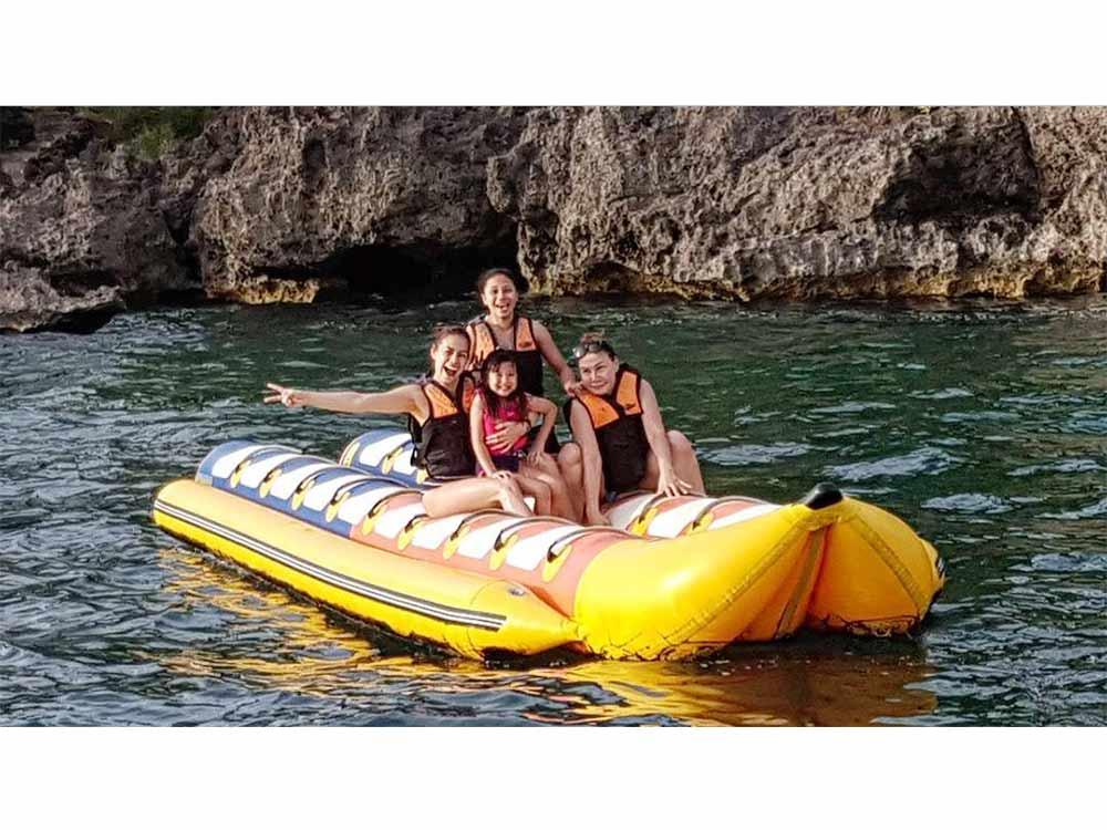 Banana boat