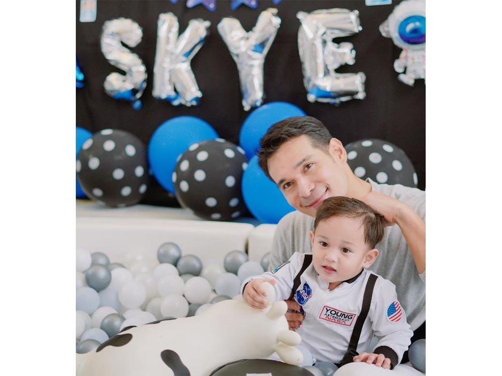 Pancho Magno and Skye