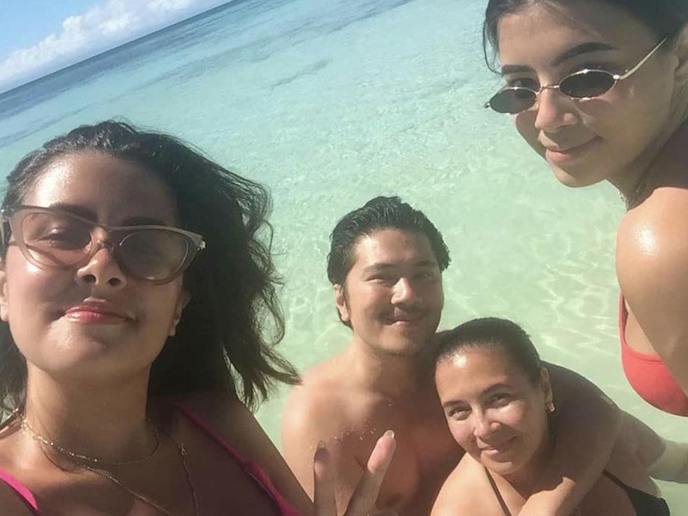 Janno Gibbs, Bing Loyzaga, and family