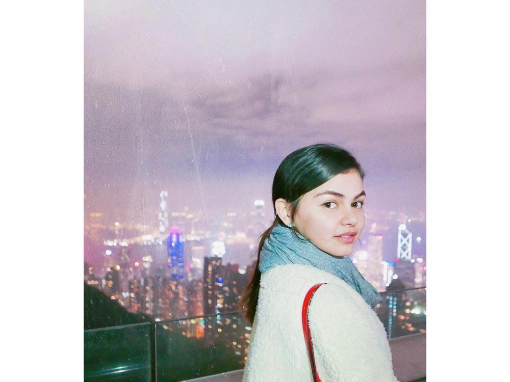  Janine Gutierrez