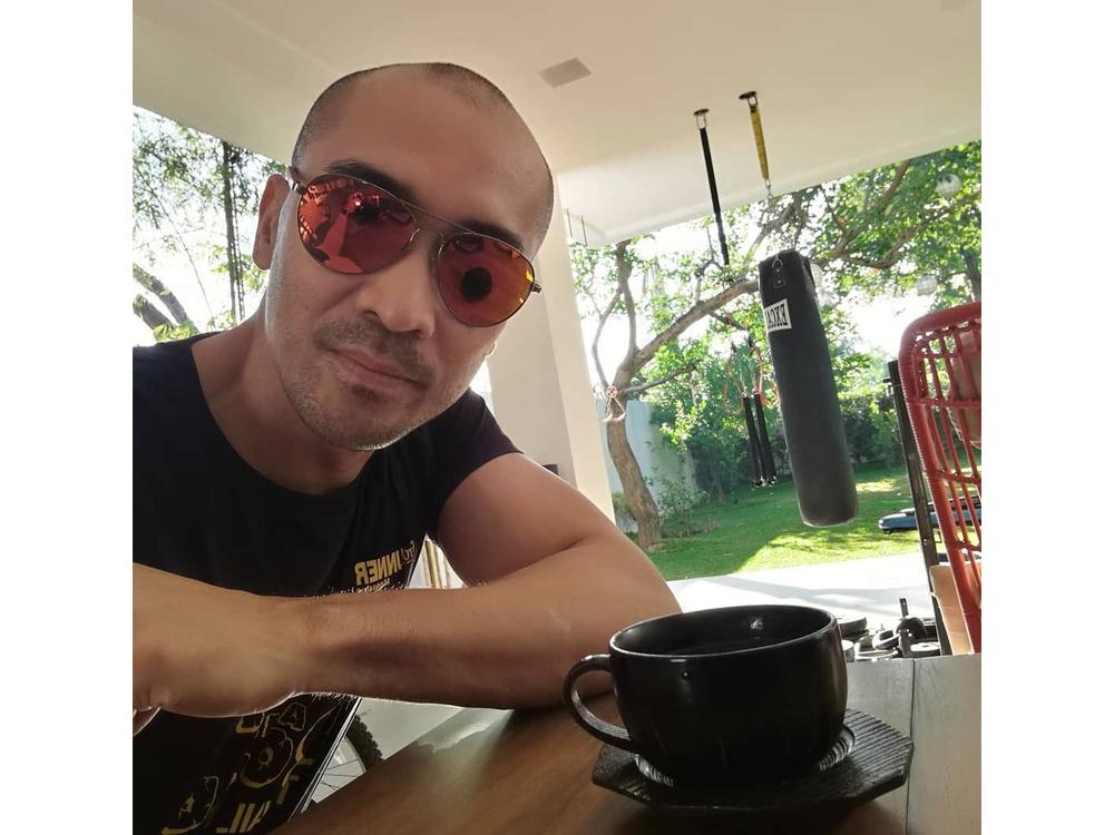 Gerard Pizzaras - Bell's Palsy