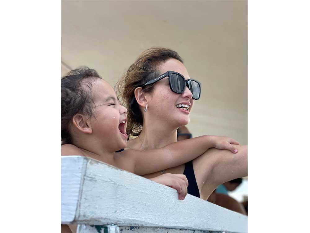 Ellen Adarna and Elias Modesto