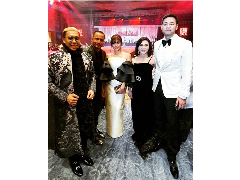 Stunning celebrities